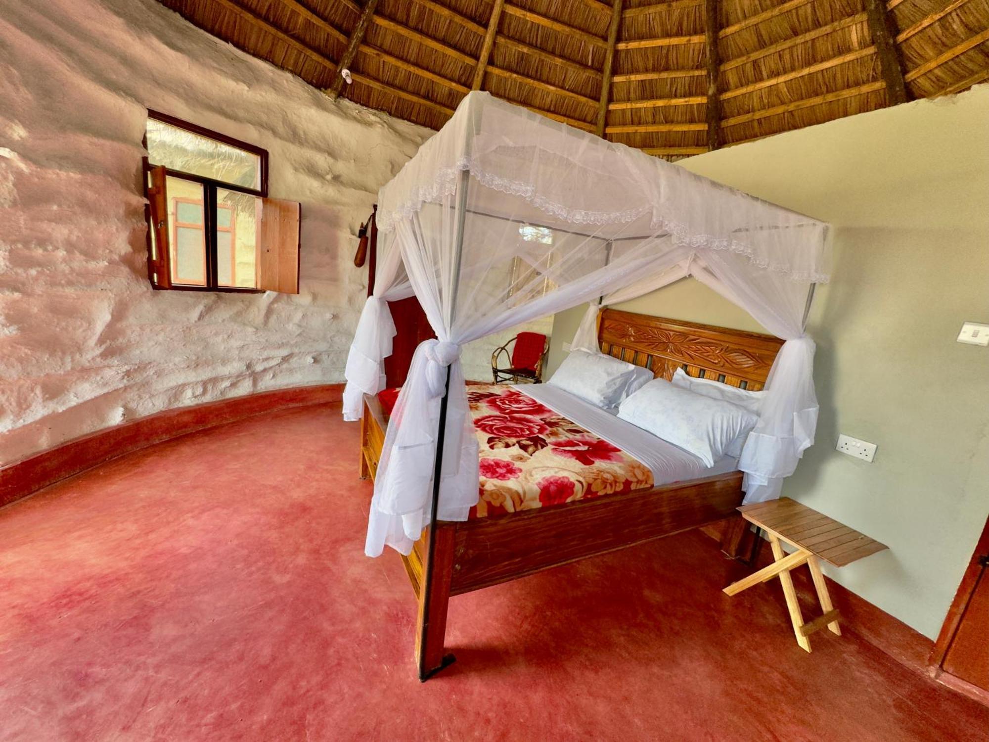 Maasai Eco Boma & Lodge - Experience Maasai Culture Makuyuni Zewnętrze zdjęcie
