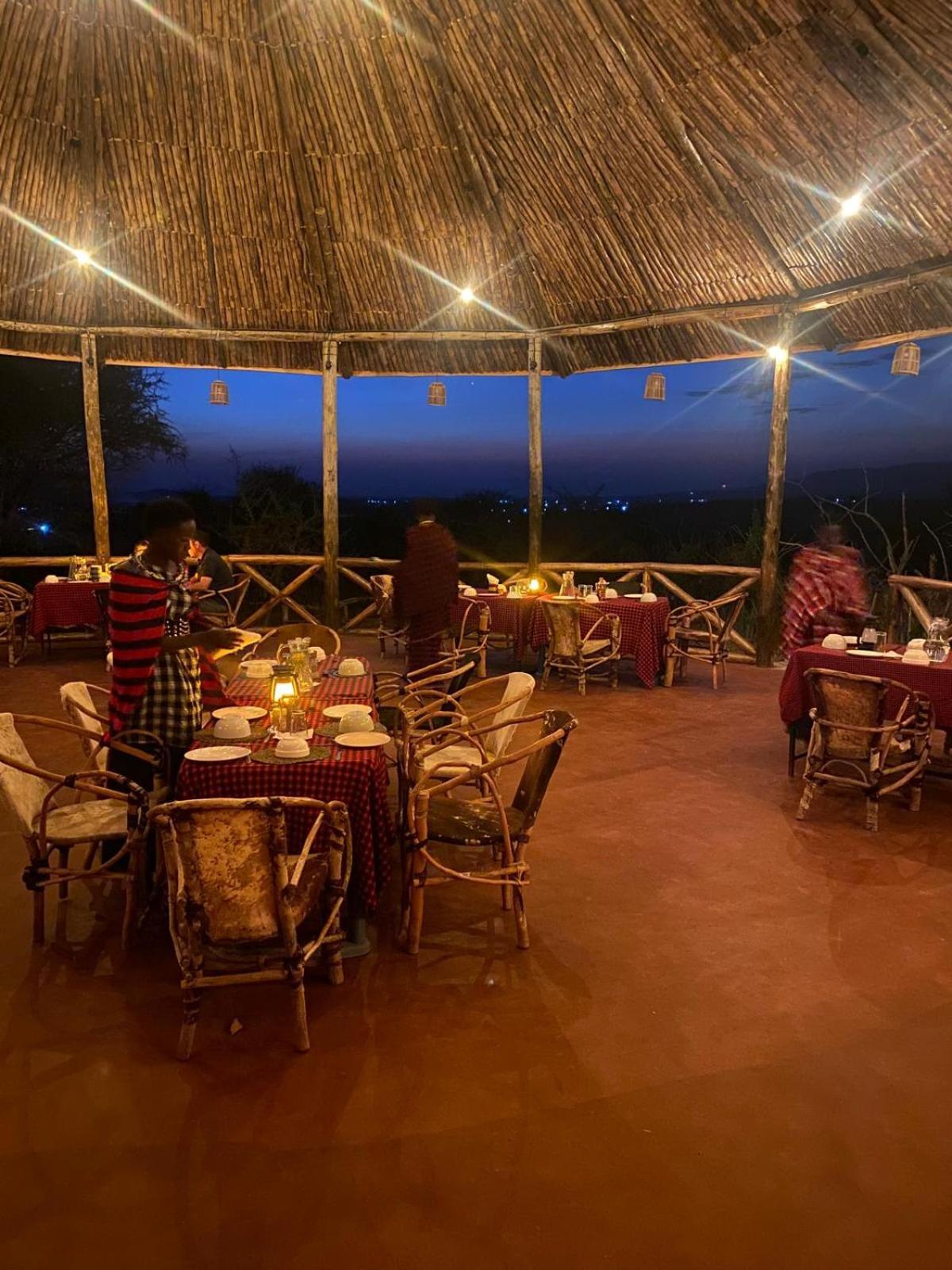 Maasai Eco Boma & Lodge - Experience Maasai Culture Makuyuni Zewnętrze zdjęcie