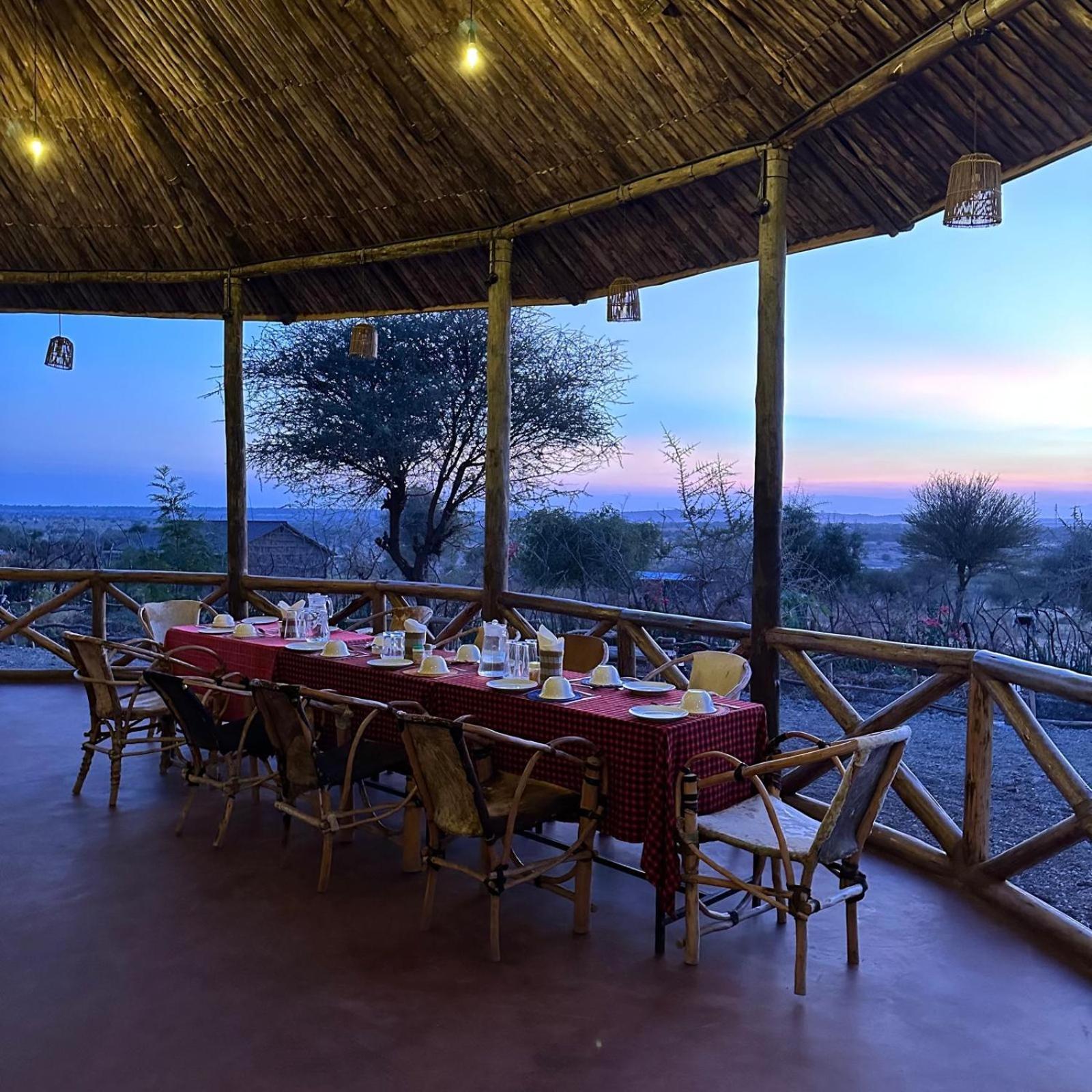 Maasai Eco Boma & Lodge - Experience Maasai Culture Makuyuni Zewnętrze zdjęcie