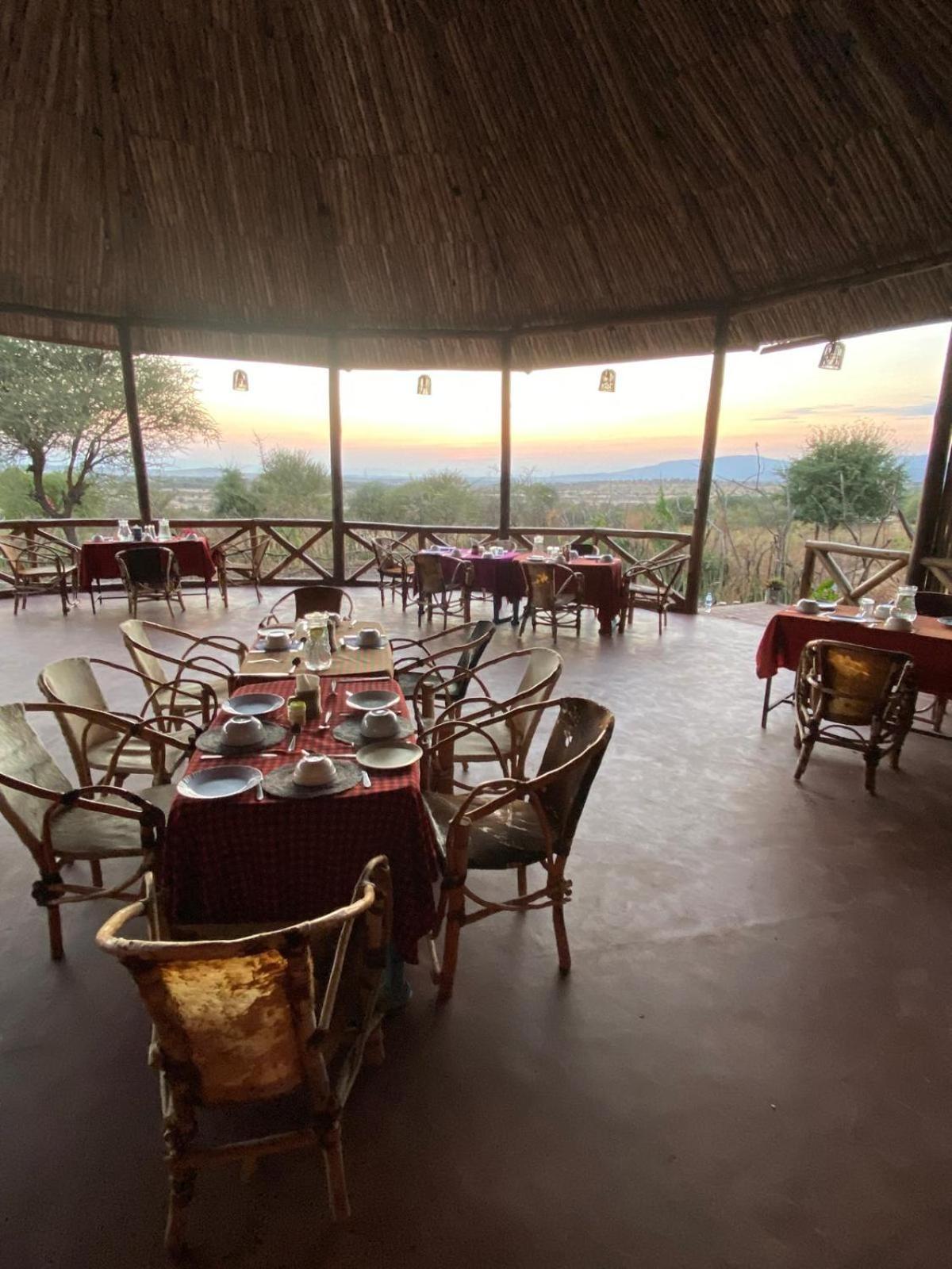 Maasai Eco Boma & Lodge - Experience Maasai Culture Makuyuni Zewnętrze zdjęcie